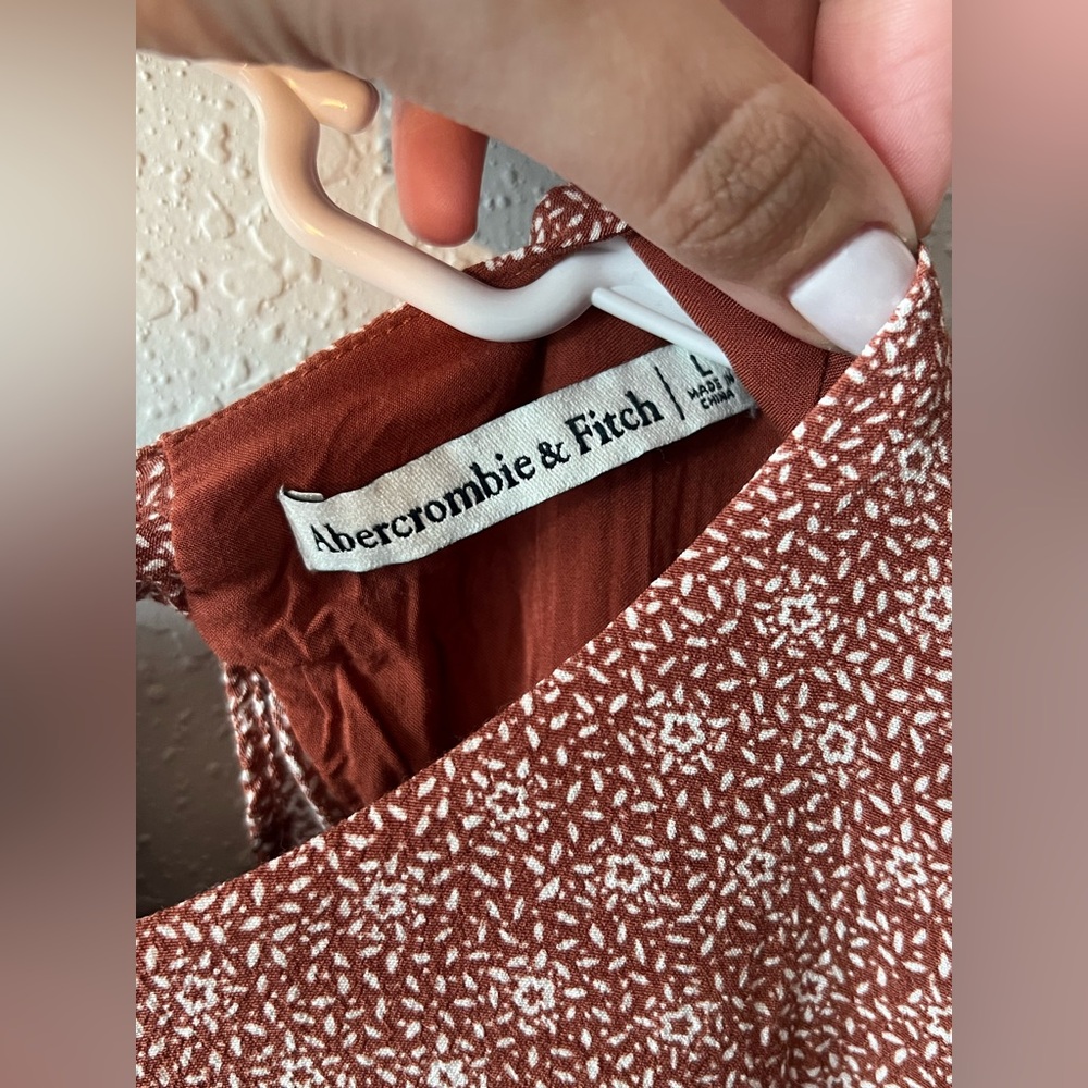 A&F open back romper!! π€ - Picture 7 of 7